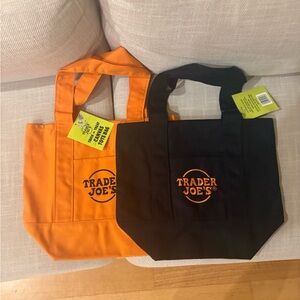 ONE: Trader Joe's Tote Bags in Orange 🎃